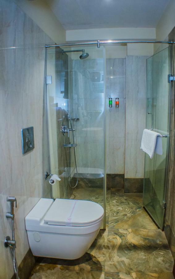 The Majestic Suites Calcutá Quarto foto